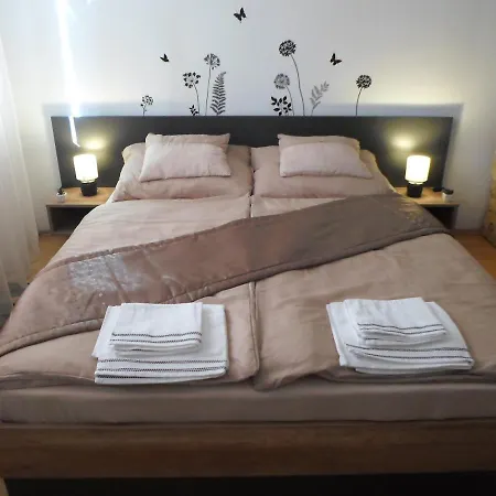 Apartment Merrelax Apartman